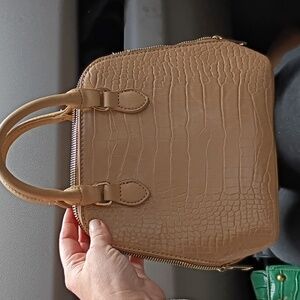 Tan / Cream Colored Small Handbag W/ Gold Detail & Two Small Strap Handles